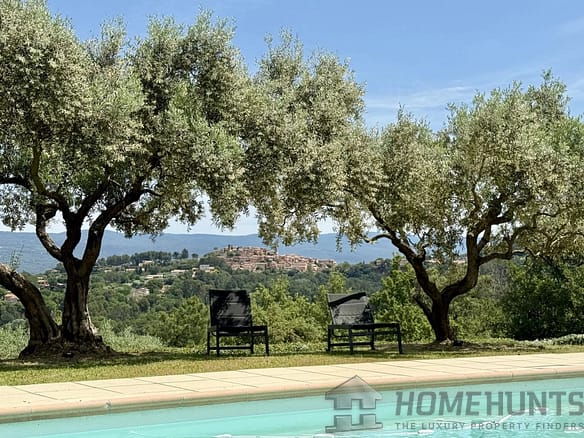 4 Bedroom Villa/House in Roussillon 10