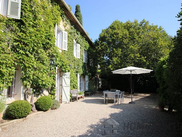 7 Bedroom Villa/House in Valbonne 10
