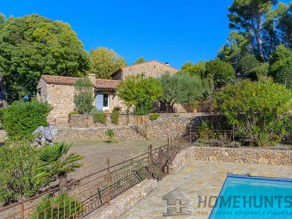 4 Bedroom Villa/House in Le Beausset 10