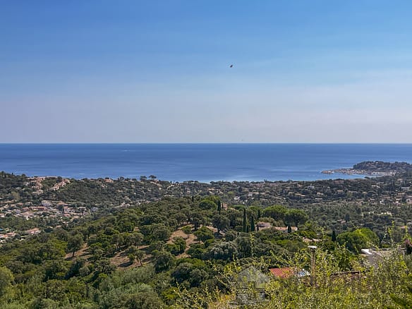 5 Bedroom Villa/House in Cavalaire Sur Mer 22