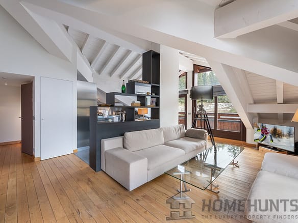 2 Bedroom Apartment in Courchevel 18