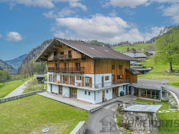 10 Bedroom Chalet in Hauteluce 12