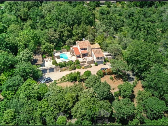4 Bedroom Villa/House in Le Tignet 10