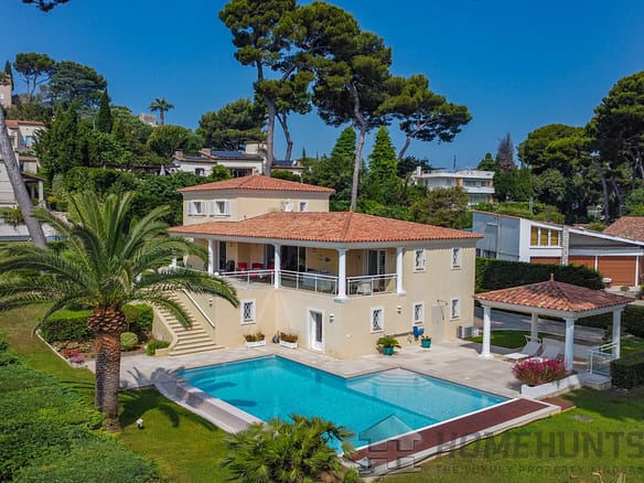 5 Bedroom Villa/House in Cap D Antibes 3