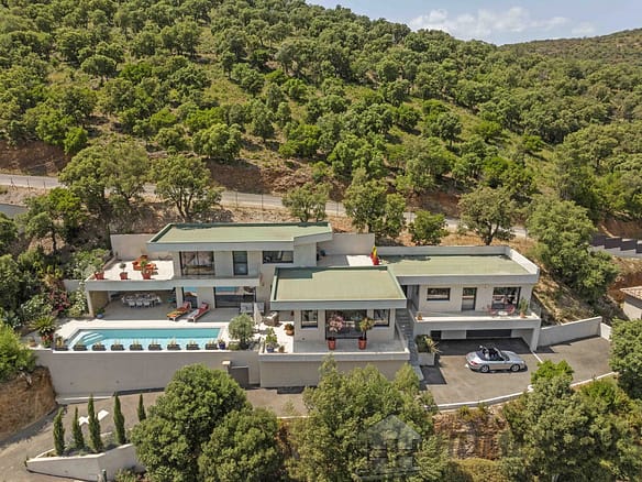 4 Bedroom Villa/House in La Londe Les Maures 28
