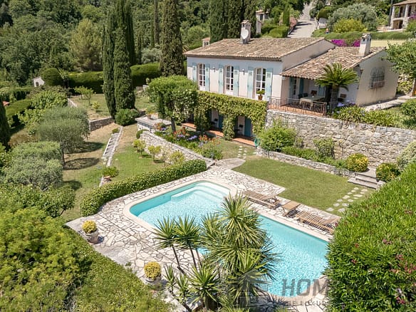 3 Bedroom Villa/House in Vence 14