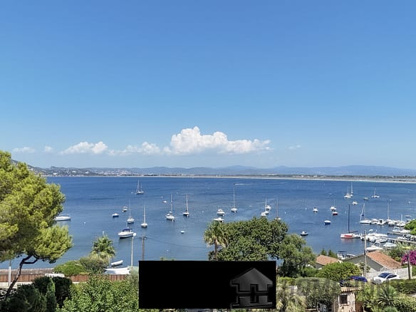 3 Bedroom Villa/House in Hyeres 3