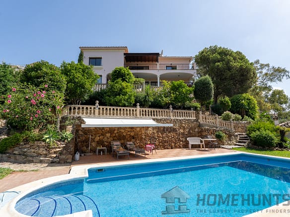 8 Bedroom Villa/House in Benahavís 3