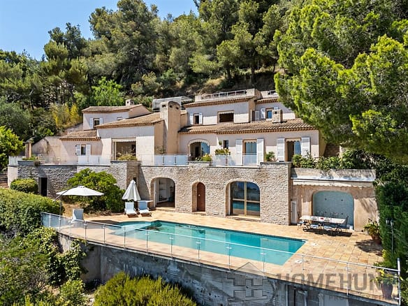 5 Bedroom Villa/House in Roquebrune Cap Martin 9