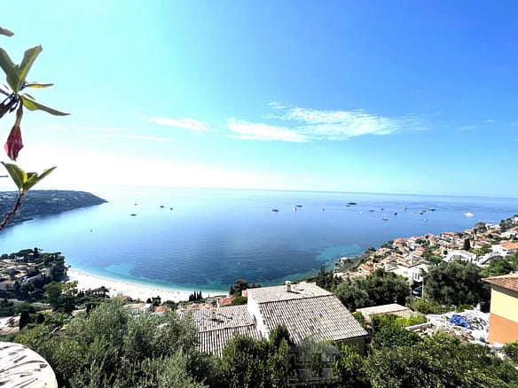 4 Bedroom Villa/House in Roquebrune Cap Martin 7