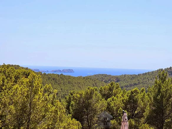 4 Bedroom Villa/House in Es Capdella 22