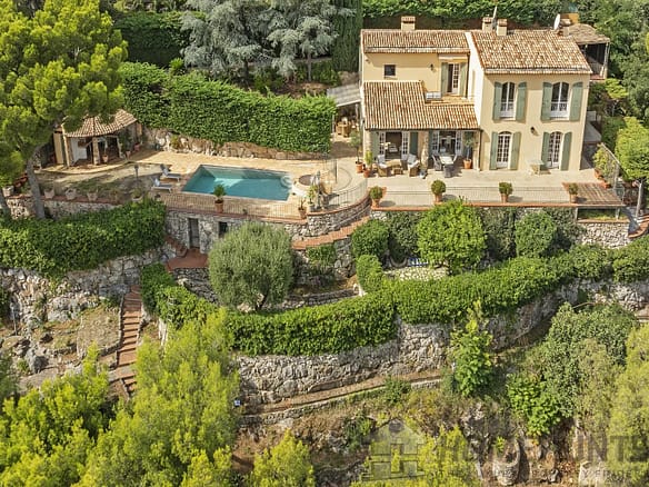 5 Bedroom Villa/House in Roquebrune Cap Martin 12