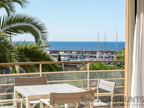 4 Bedroom Apartment in Theoule Sur Mer 3