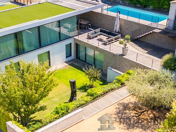 4 Bedroom Villa/House in Marseille 12