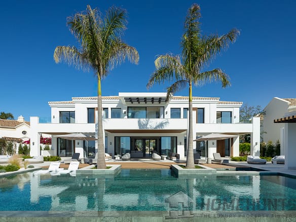 7 Bedroom Villa/House in Benahavis 24