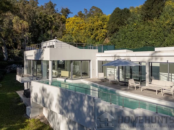 6 Bedroom Villa/House in Cannes 5