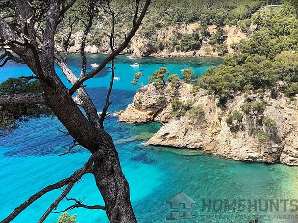 5 Bedroom Villa/House in St Cyr Sur Mer 2