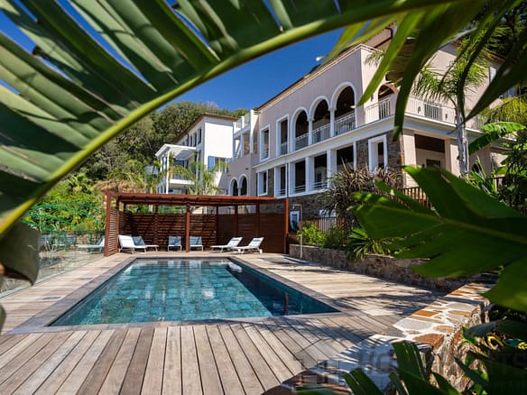 3 Bedroom Apartment in Rayol Canadel Sur Mer 16