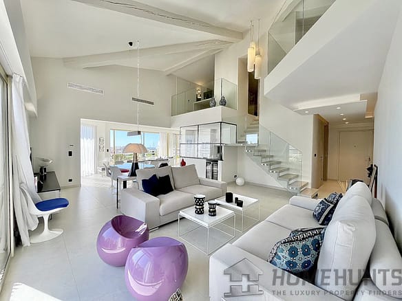 3 Bedroom Apartment in Cannes 30