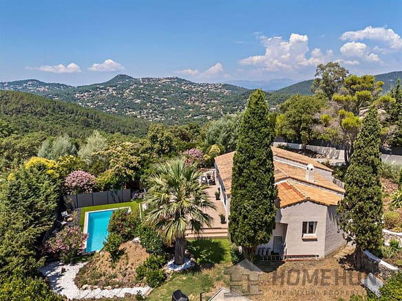 4 Bedroom Villa/House in Les Adrets De L Esterel 36
