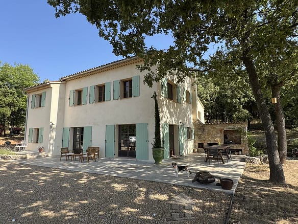 Villa/House For Sale in Bargemon 3