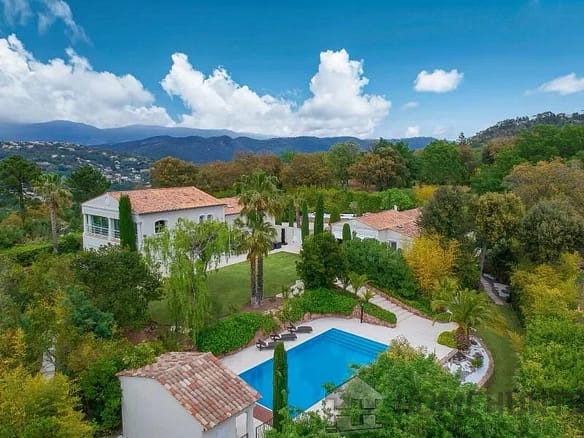 5 Bedroom Villa/House in Mandelieu La Napoule 3