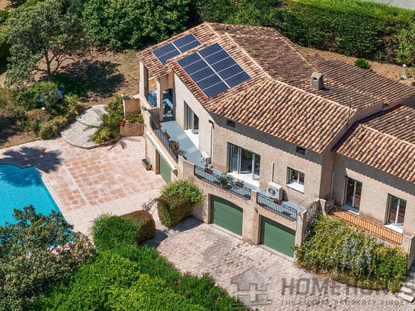 4 Bedroom Villa/House in Mougins 7