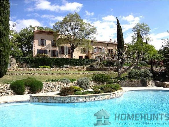 10 Bedroom Castle/Estates in Lorgues 8
