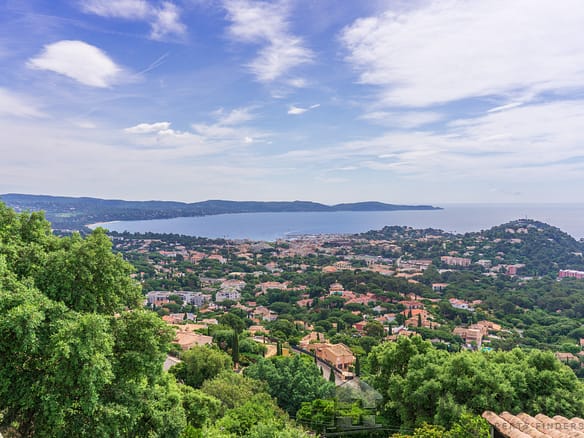 4 Bedroom Villa/House in Cavalaire Sur Mer 5