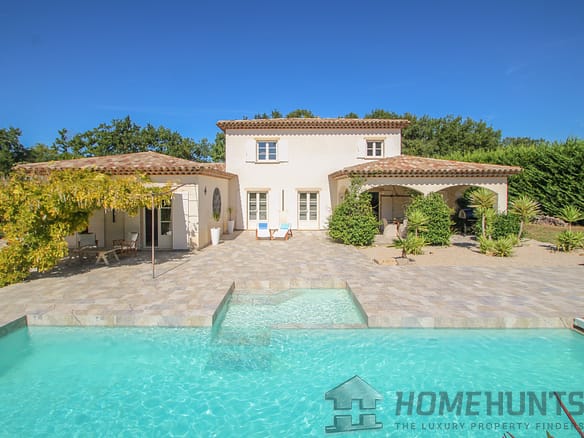 4 Bedroom Villa/House in Callian 8