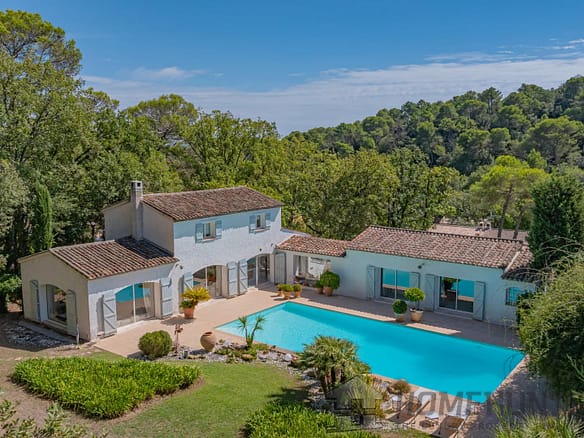 3 Bedroom Villa/House in Valbonne 9