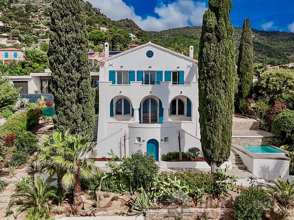 4 Bedroom Villa/House in Rayol Canadel Sur Mer 4