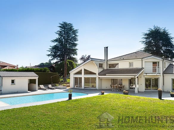 5 Bedroom Villa/House in Nernier 24