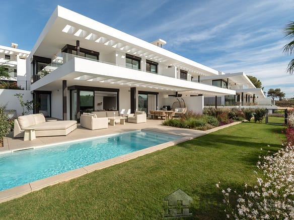 4 Bedroom Villa/House in Santa Clara 14