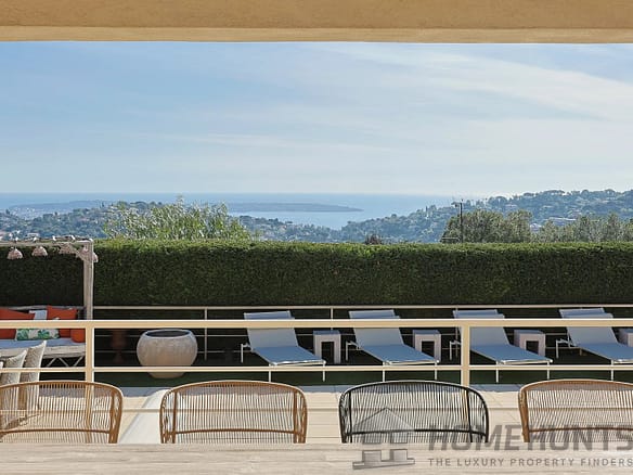 5 Bedroom Villa/House in Le Golfe Juan 5