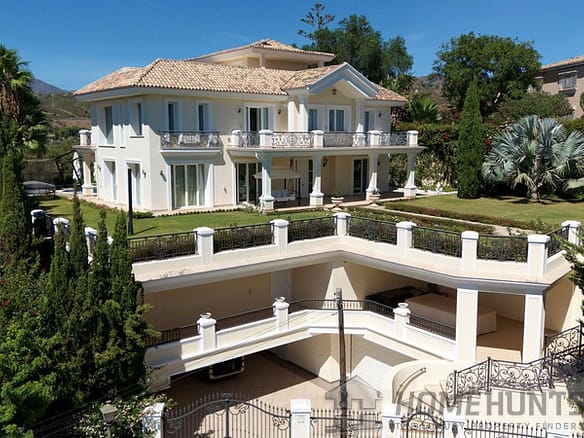 4 Bedroom Villa/House in El Rosario 36