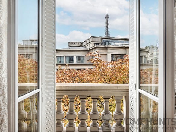 5 Bedroom Apartment in Paris 16th (Trocadéro – Etoile – Passy) 2