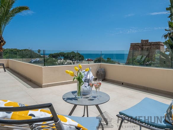 6 Bedroom Villa/House in Marbesa 30
