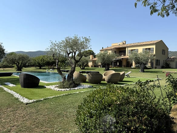 5 Bedroom Villa/House in Lourmarin 3 5 Bedroom Villa/House in Lourmarin 3