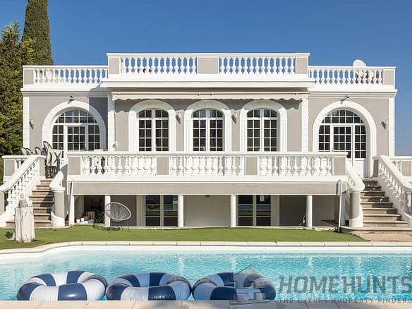 4 Bedroom Villa/House in Antibes 32