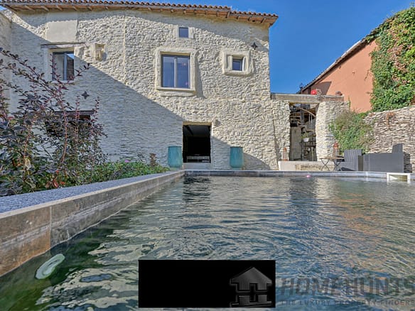 4 Bedroom Villa/House in Uzes 6
