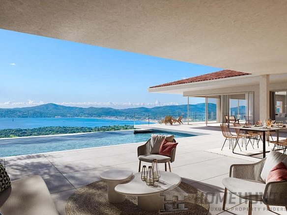 5 Bedroom Villa/House in Grimaud 20