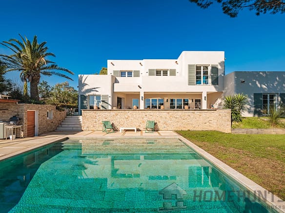 6 Bedroom Villa/House in Grimaud 20