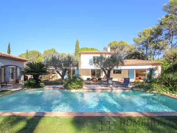 4 Bedroom Villa/House in Puget Sur Argens 3