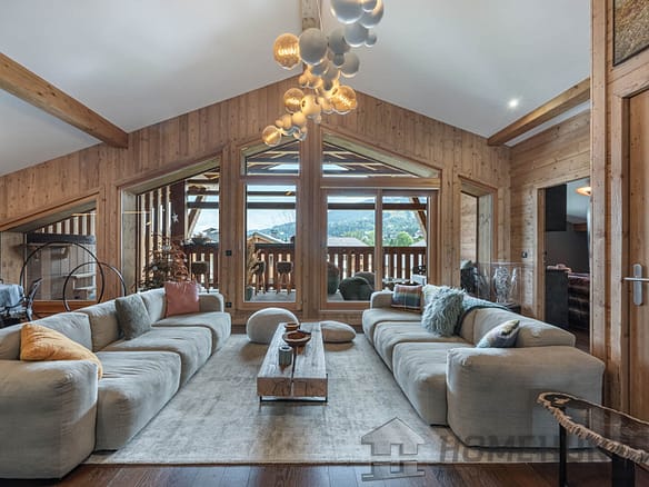 4 Bedroom Apartment in Megeve 32