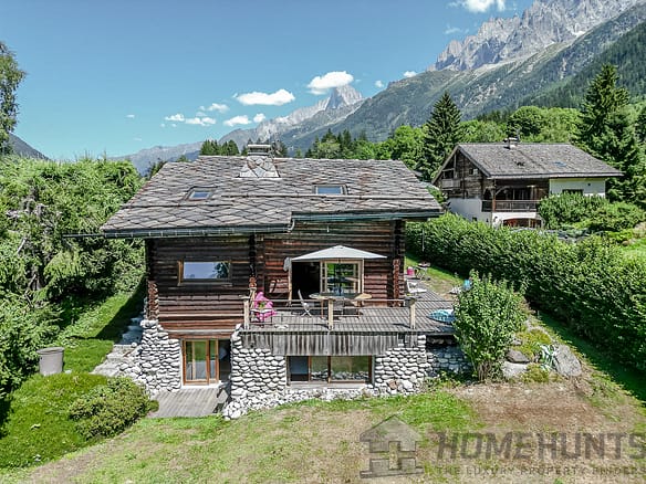 5 Bedroom Chalet in Les Houches 22