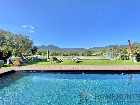 3 Bedroom Villa/House in Plan De La Tour 20