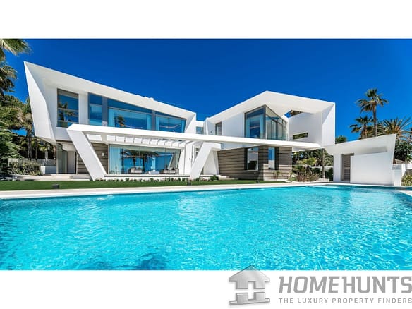 6 Bedroom Villa/House in Los Monteros 14