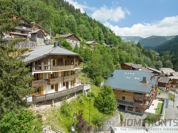 7 Bedroom Chalet in Morzine 30