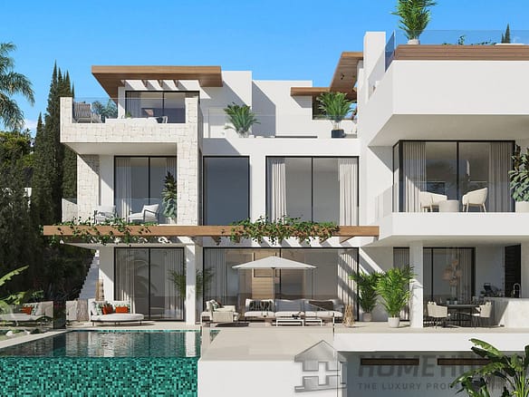 3 Bedroom Villa/House in El Paraiso 5